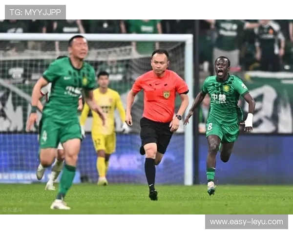 国安战术革新引争议：高控球率打法背后，老牌豪门陷入争冠危机？