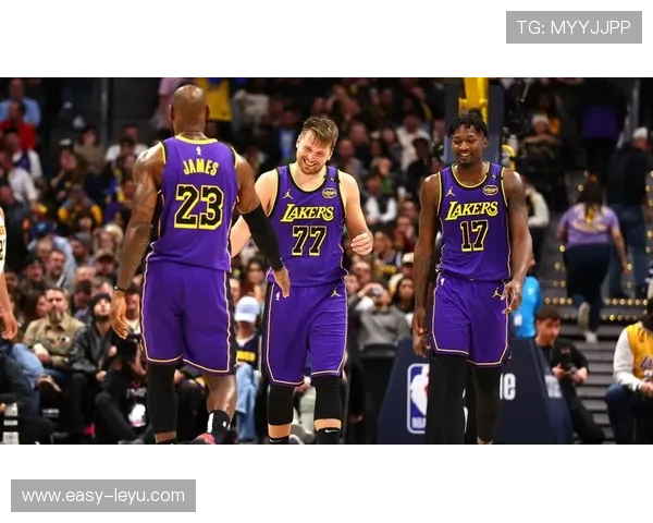 戴维斯内线统治力提升，湖人禁区防守效率显著改变