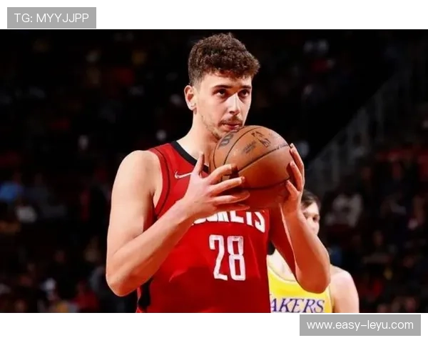 申京内线高效挡拆助攻数据提升 快速拉开队伍进攻空间